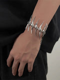 The Fishbone Shackle Necklace in a Punk and Cold Style, Made of Copper Alloy, Is a Neutral Carnival Jewelry Accessory
