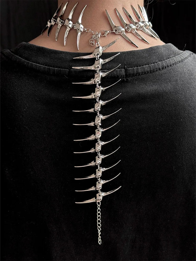 The Fishbone Shackle Necklace in a Punk and Cold Style, Made of Copper Alloy, Is a Neutral Carnival Jewelry Accessory