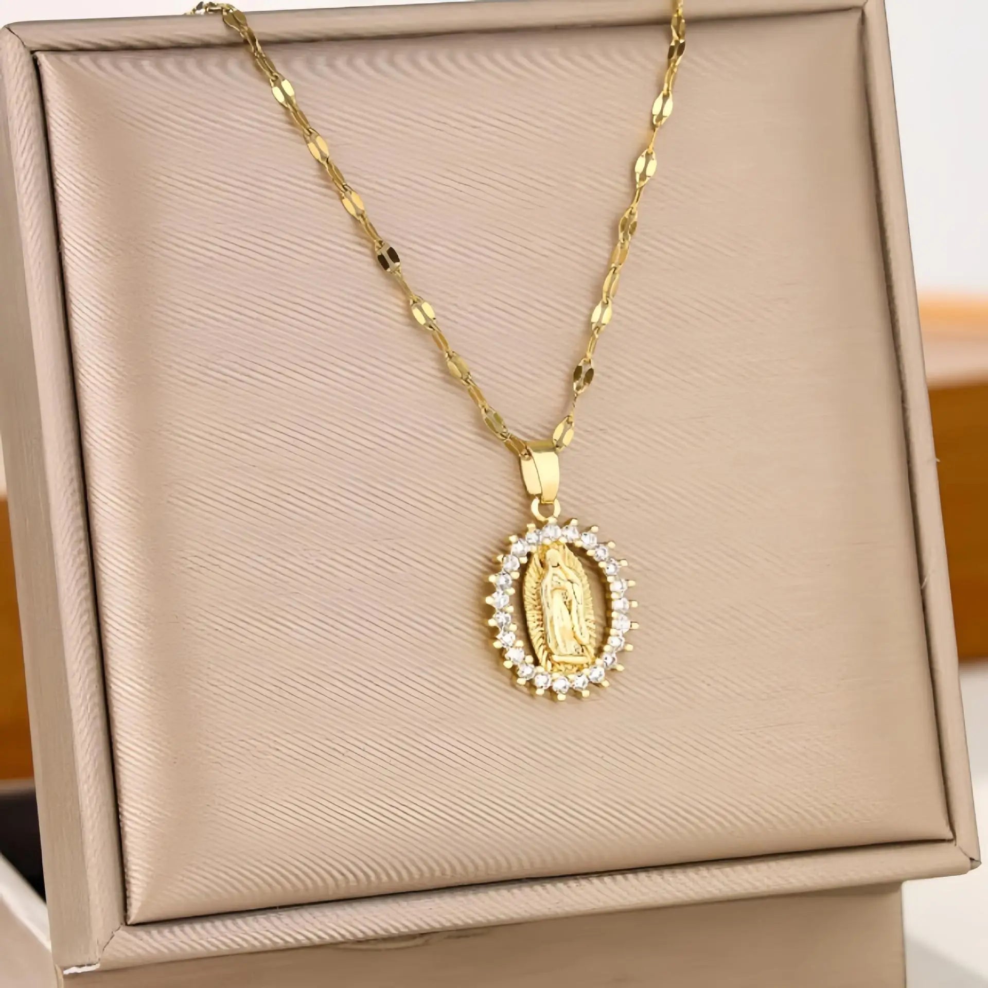 All Sky Star Micro Inlaid Colorful Zircon Virgin Mary Hollow Necklace