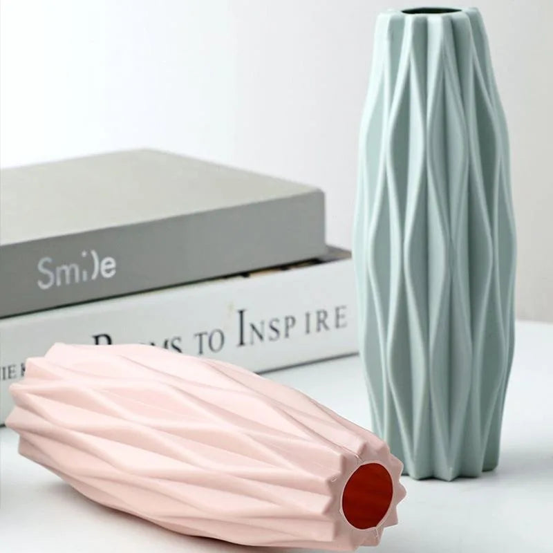 Diamond-Cut Plastic Vase - Shatterproof Imitation Ceramic Pot for Home Decor | Thick Heavy Duty Holiday Decoration