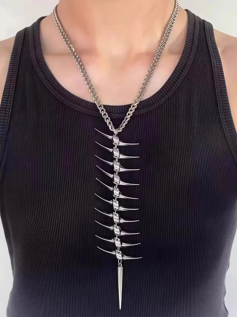 The Fishbone Shackle Necklace in a Punk and Cold Style, Made of Copper Alloy, Is a Neutral Carnival Jewelry Accessory